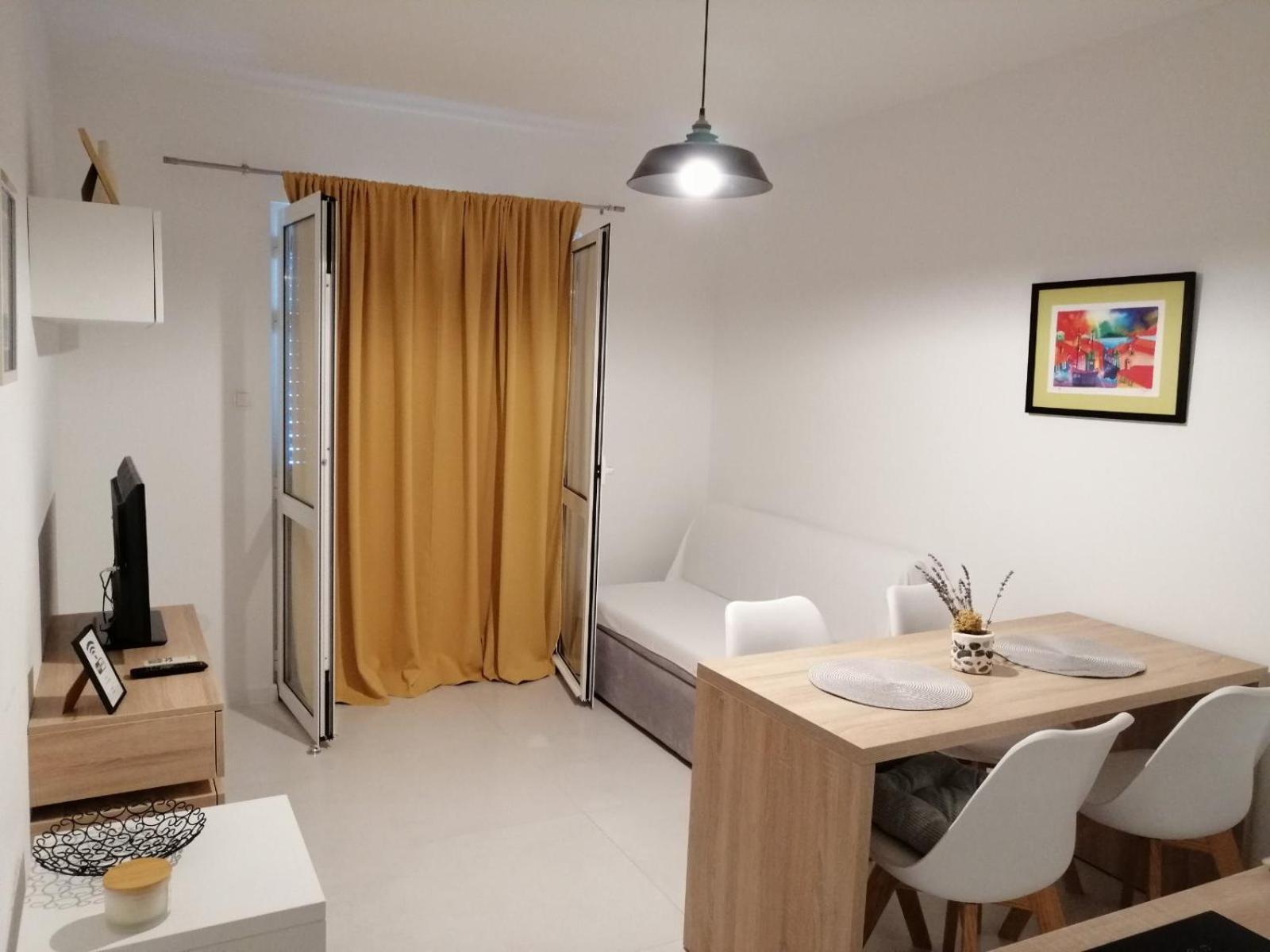 Ceratonia Apartments Loviste Phòng bức ảnh